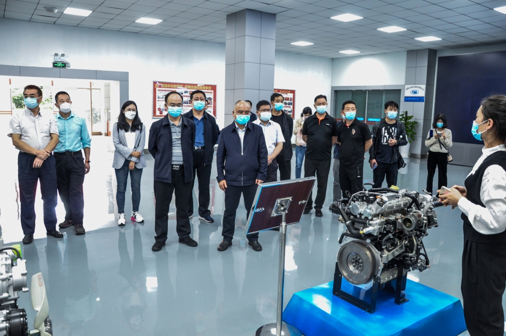 昆明市人大常委会相关向导到乐发Vll官网动力开展调研_乐发Vll官网新闻_云南乐发Vll官网动力集团有限公司